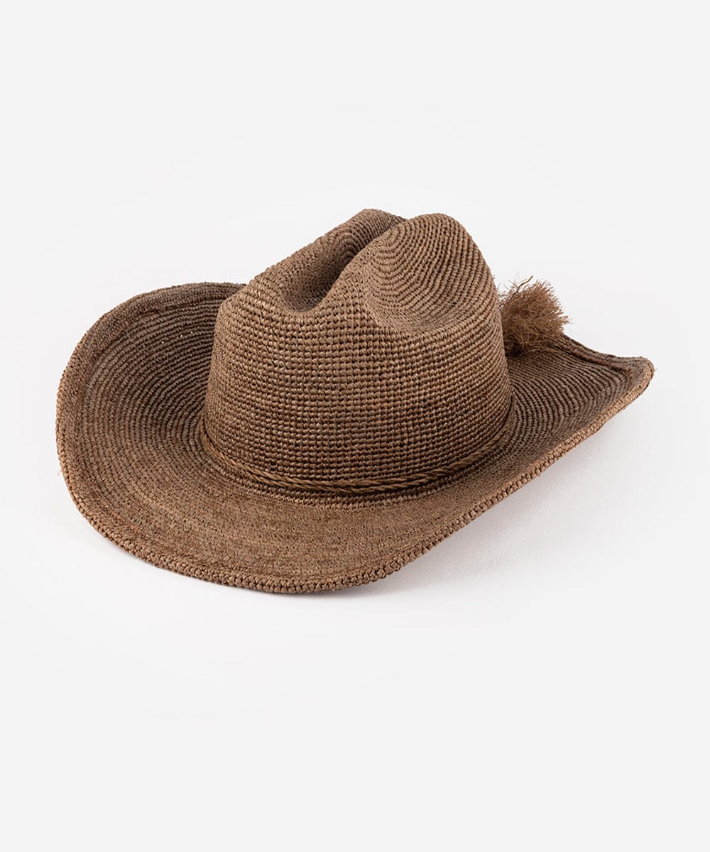 Ames Packable Straw Cowboy Hat in crochet raffia, featuring a cattleman crown and flexible wired brim.